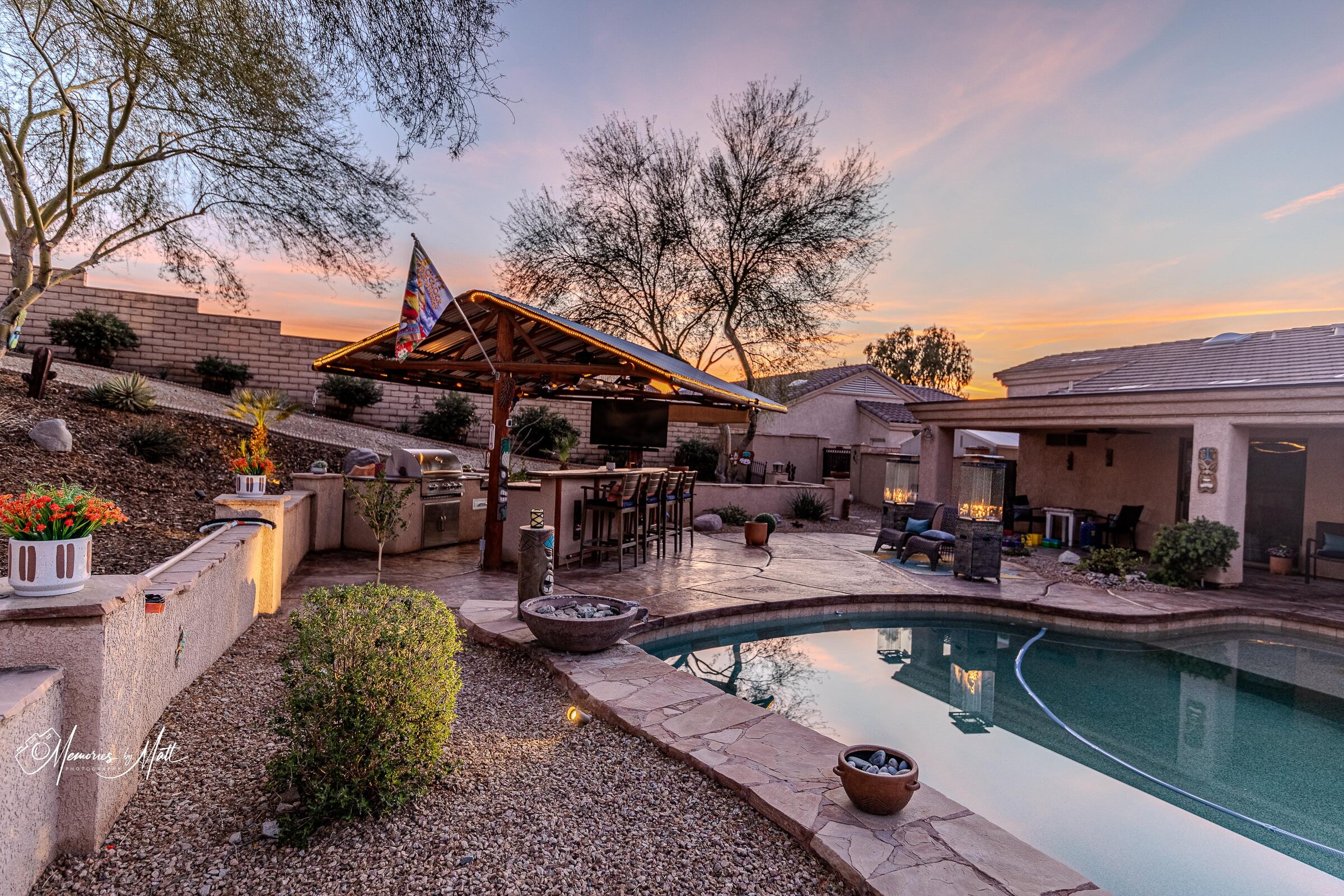 Desert Pool & Tiki Retreat