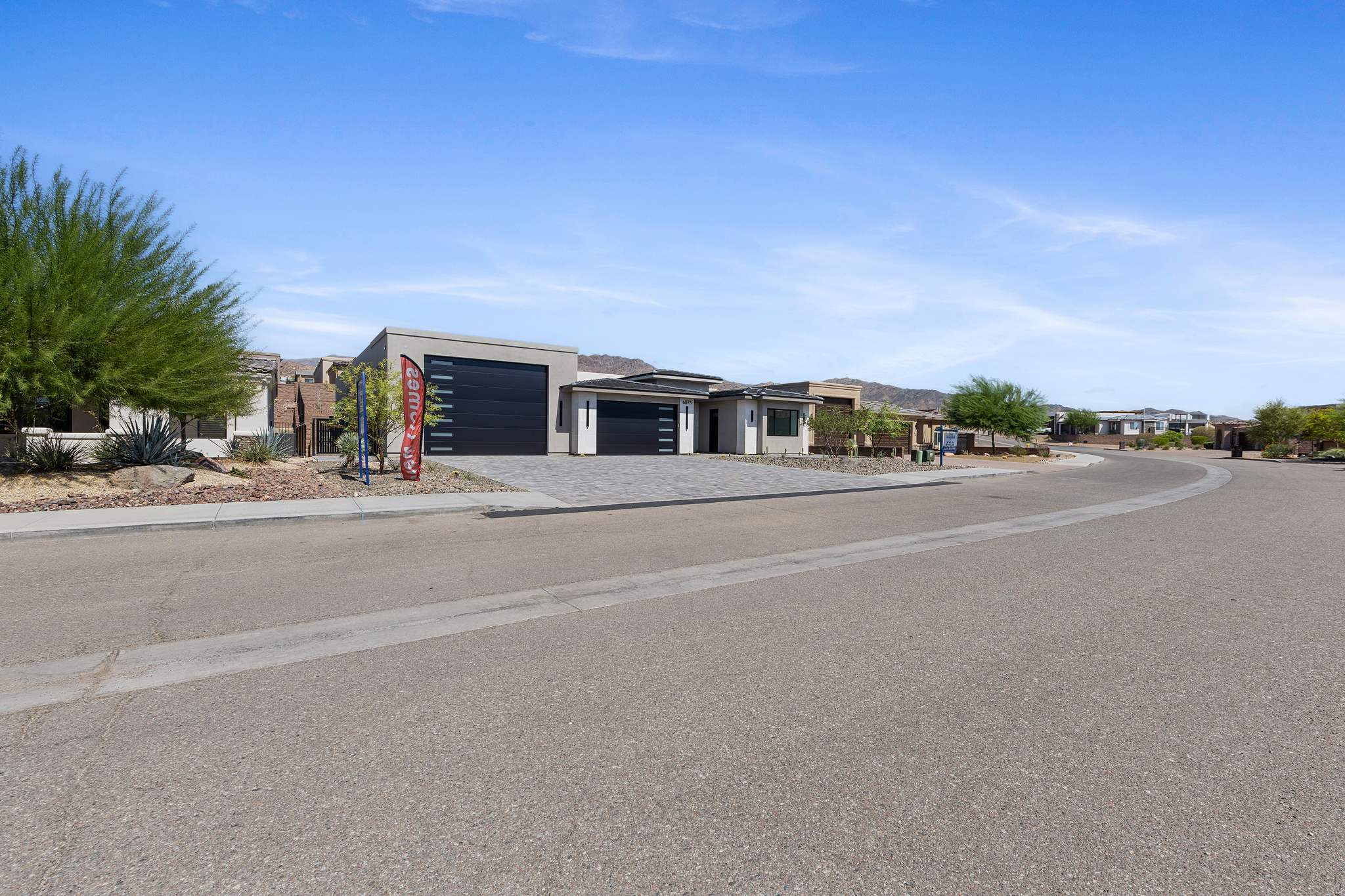 6873 Avienda De Los Foothills